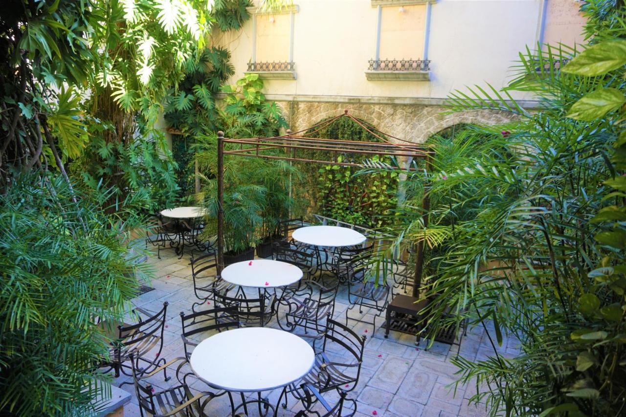Hotel Boutique Suites Puerto Канкун Екстериор снимка